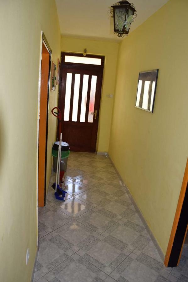 Apartman Linda บาชกาโวดา ภายนอก รูปภาพ