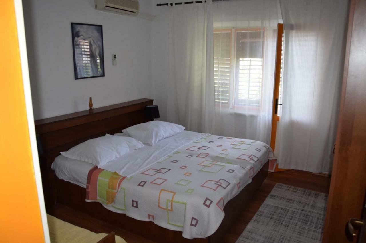 Apartman Linda บาชกาโวดา ภายนอก รูปภาพ